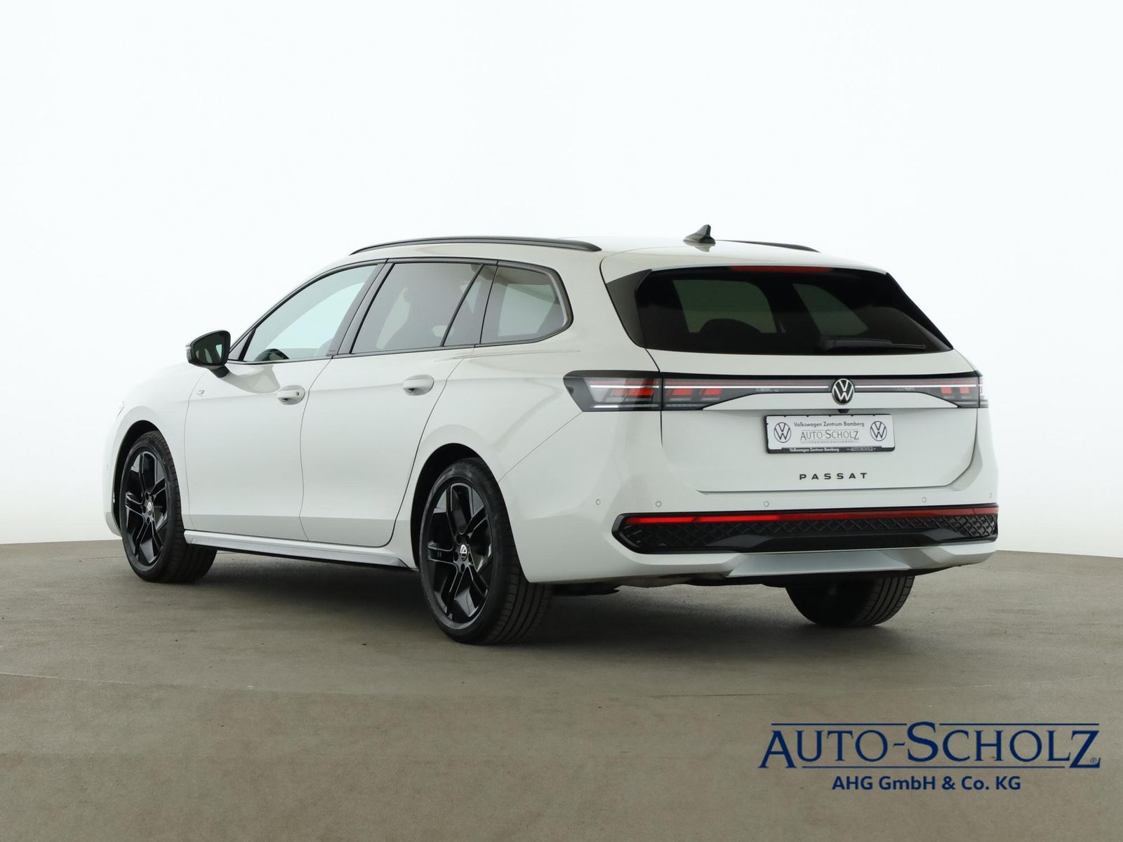 Volkswagen Passat Variant 2.0 TDI 4MOTION R-LINE DSG PANO foto 4