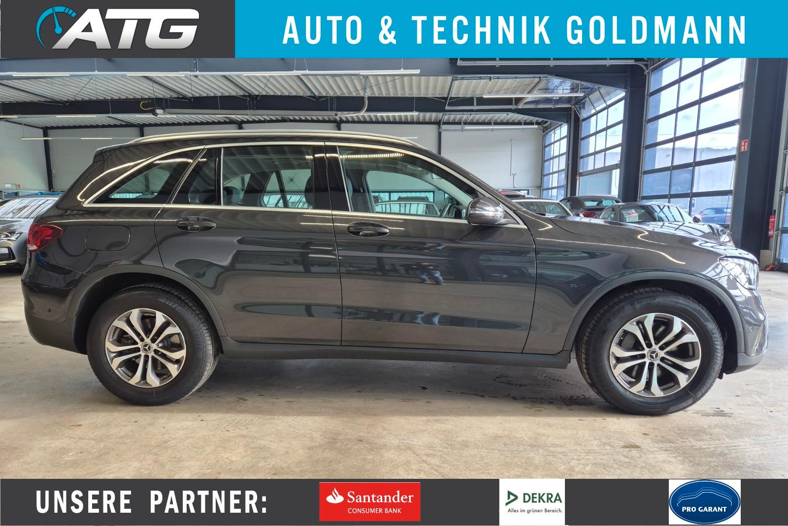 Mercedes-Benz GLC 200 4MATIC LEDER NAVI LED SITZHZ PANO CAMERA