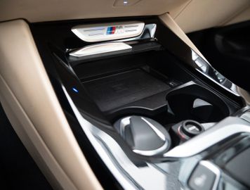 Fahrzeugabbildung BMW X3 M40 HUD|PANO|SHZ|SLÜ|H/K|AMBIENTE|GESTIK