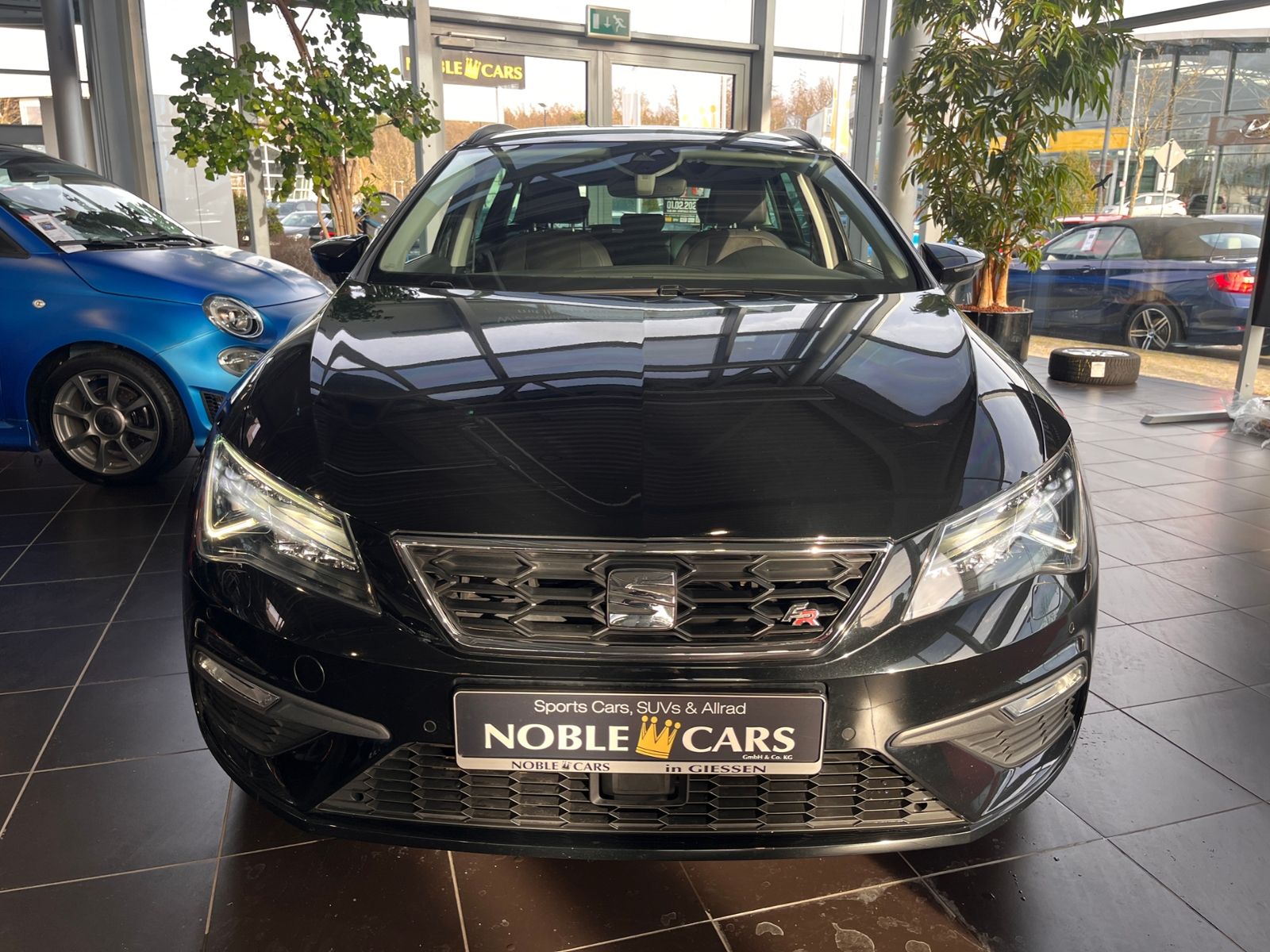 Fahrzeugabbildung SEAT Leon ST FR Black Matt Edition LED NAVI ALU
