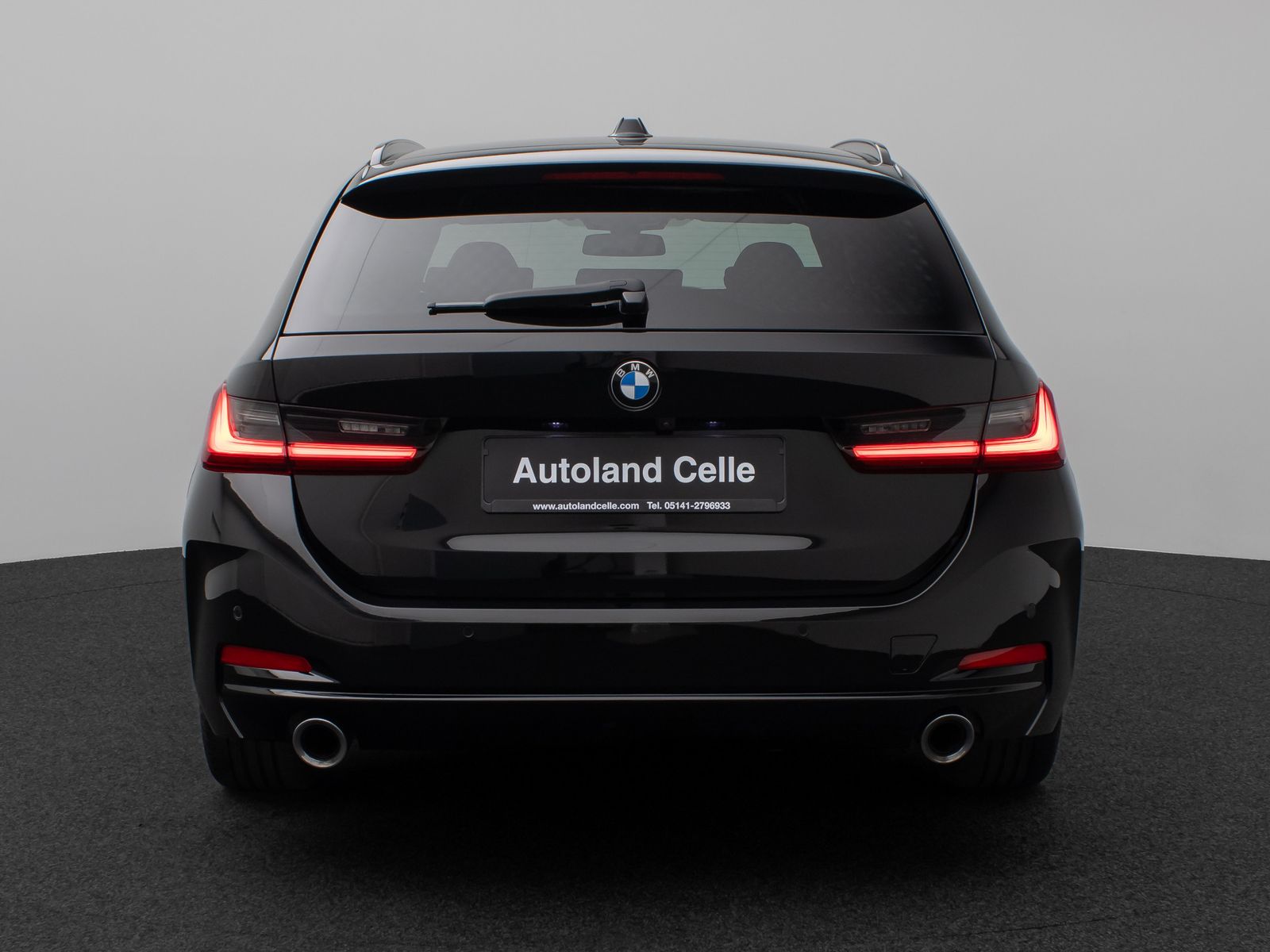 Fahrzeugabbildung BMW 330i Komfort 360°HUD DAB HiFi Sport Memory18Zoll