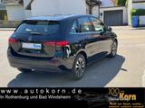Mercedes-Benz B 180 EntryAdvance AHK Kamera WinterP+M&S16'' LE - Mercedes-Benz B 180: Automatik