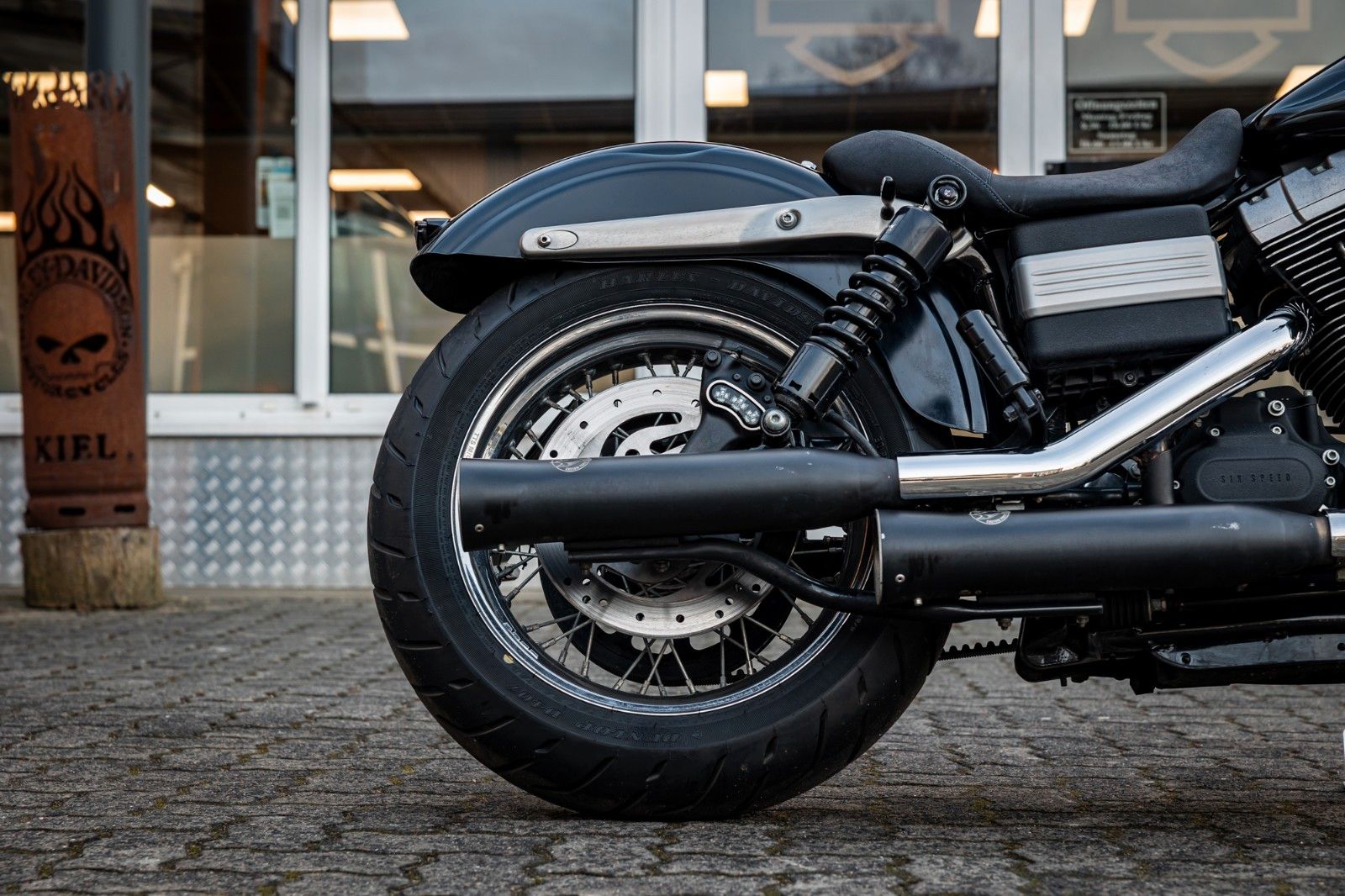 Fahrzeugabbildung Harley-Davidson DYNA STREET BOB FXDB 96 CUI - FALCON AUSPUFF -