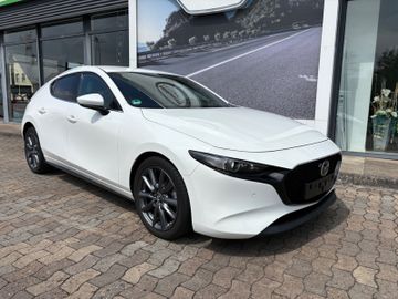 Fahrzeugabbildung Mazda 3 Lim. SKYACTIVE Selection Navi HUD Matrix SHZ