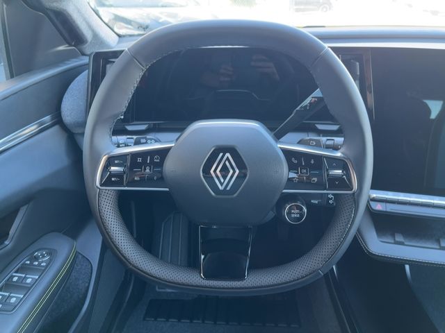 Foto Nummer 9: RENAULT Scenic E-TECH