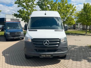 Mercedes Sprinter - 2