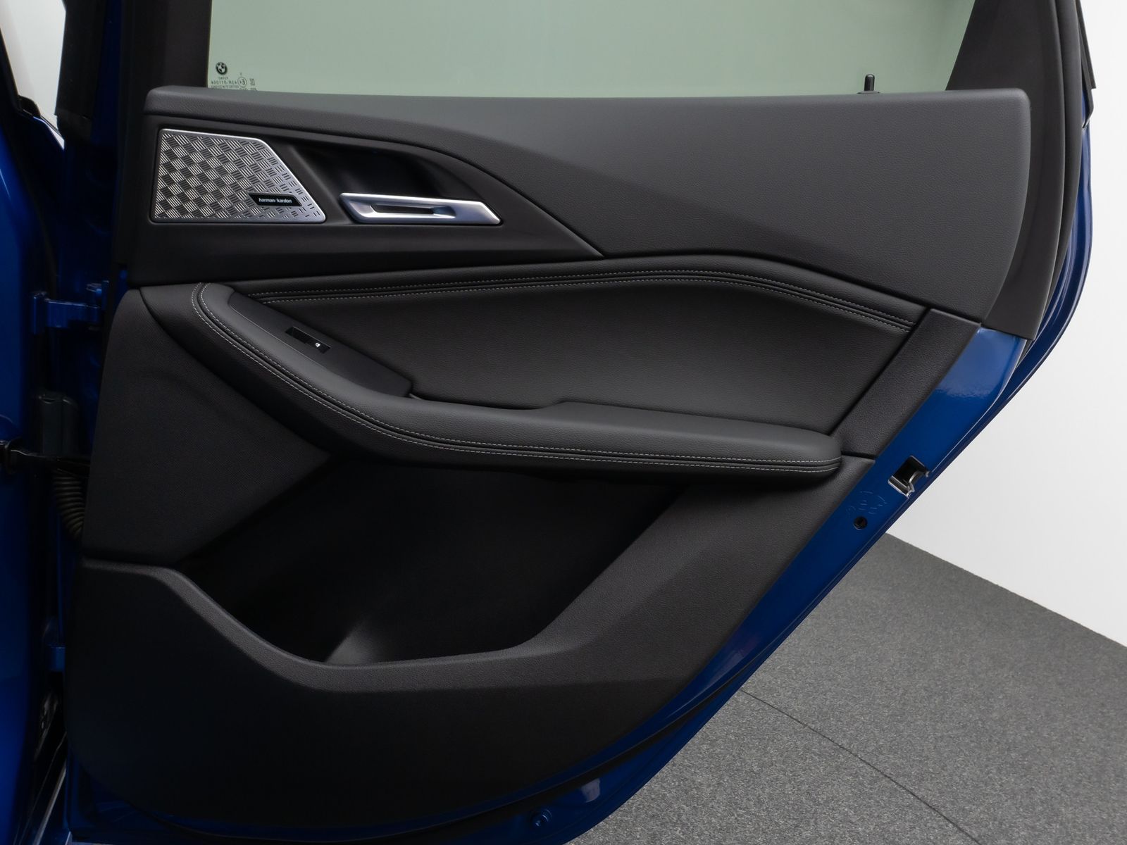 Fahrzeugabbildung BMW 220i Active Tourer MSport 360°HUD DAB H/K 19Zoll