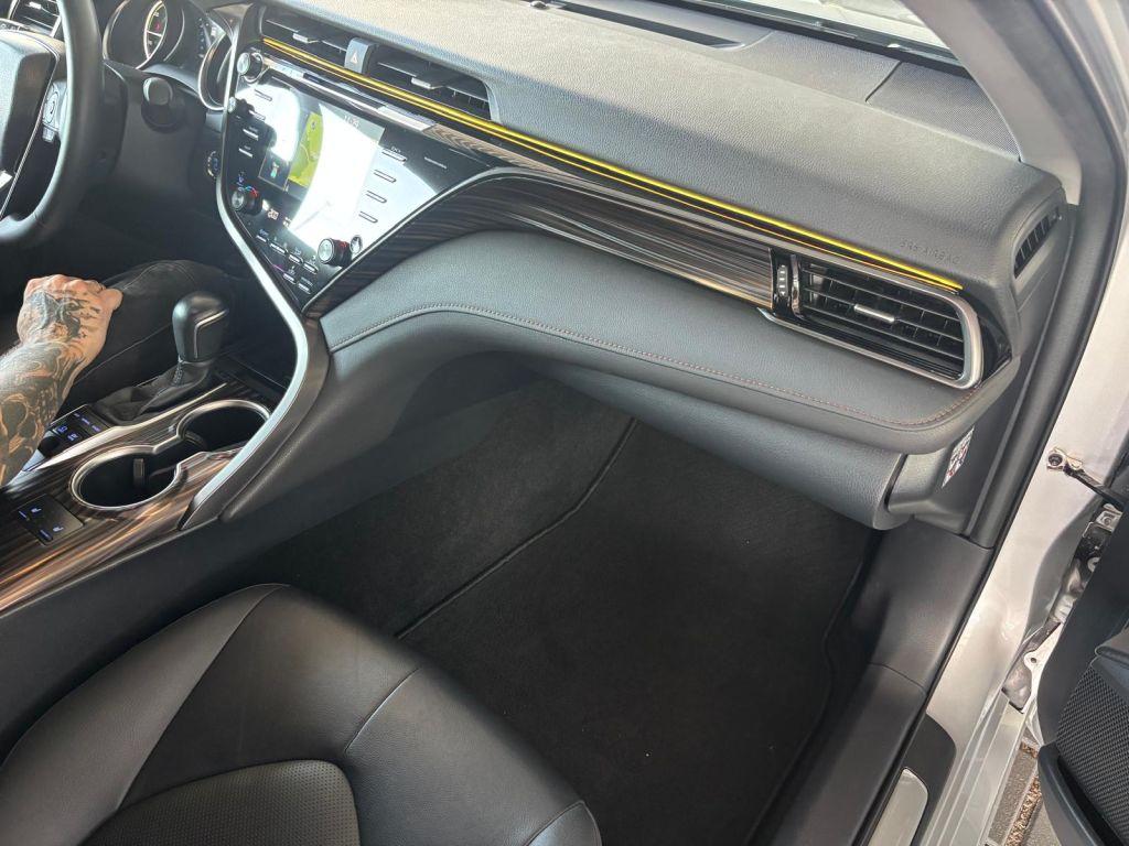 Toyota Camry Executive (XV7)