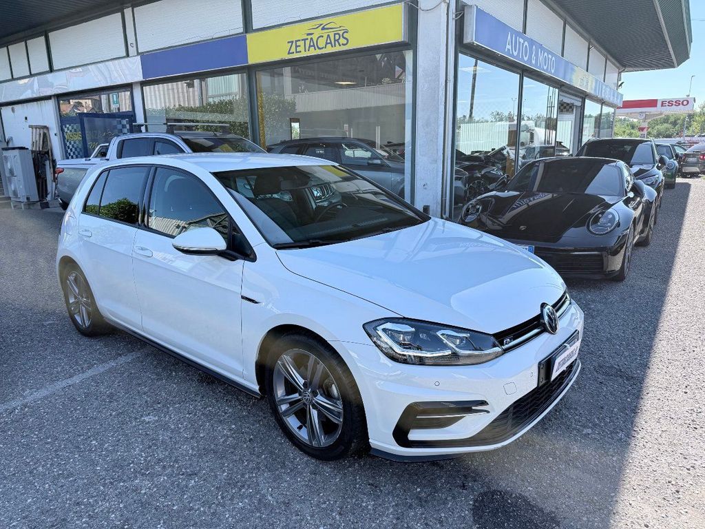 Image of Volkswagen Golf