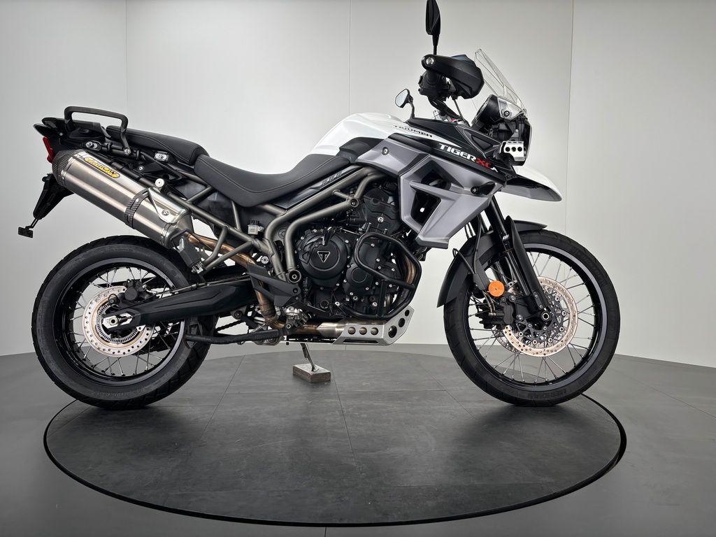 Fahrzeugabbildung Triumph TIGER 800 XCA *ARROW *SITZHEIZUNG