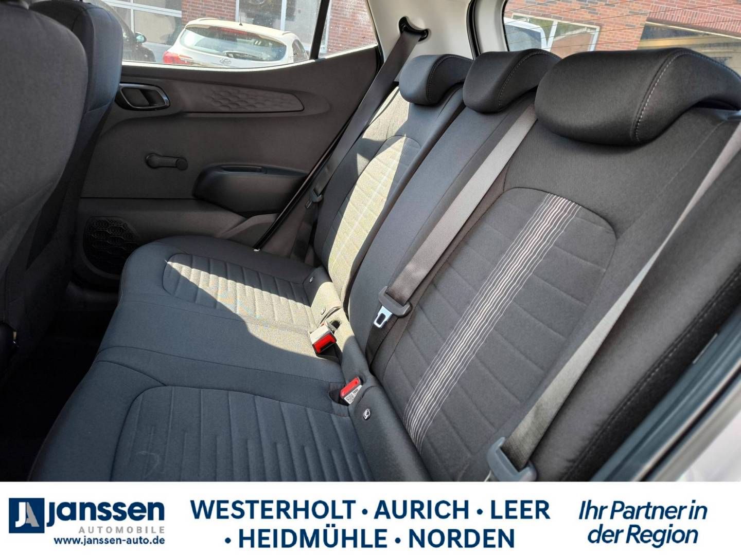 Fahrzeugabbildung Hyundai i10  Trend, Komfortpaket