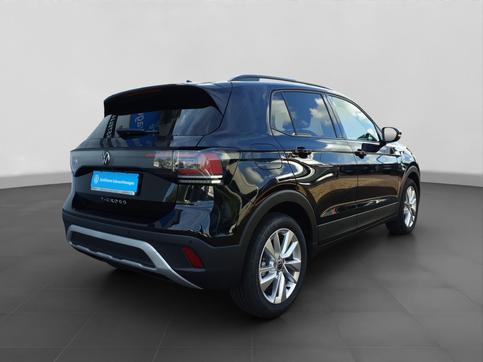 Volkswagen T-Cross 1.5 TSI DSG LIFE ACC PDC SITZHZ KAMERA foto 3