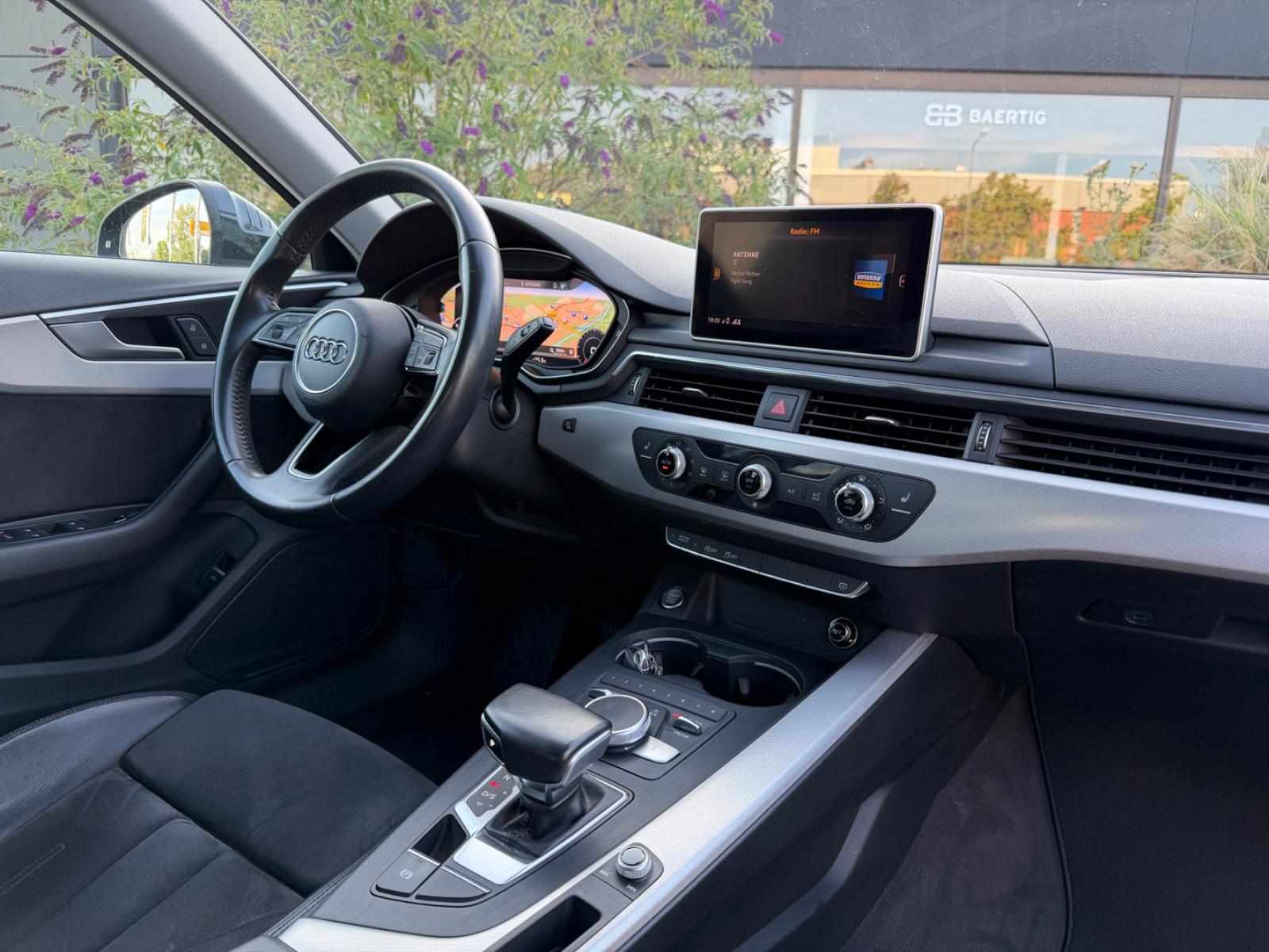 Audi A4 40 TDI Avant Sport - Virtual Cockpit