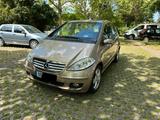 Mercedes-Benz A 170 ELEGANCE Elegance *AUTOMATIK* - Mercedes-Benz A 170 in Stuttgart