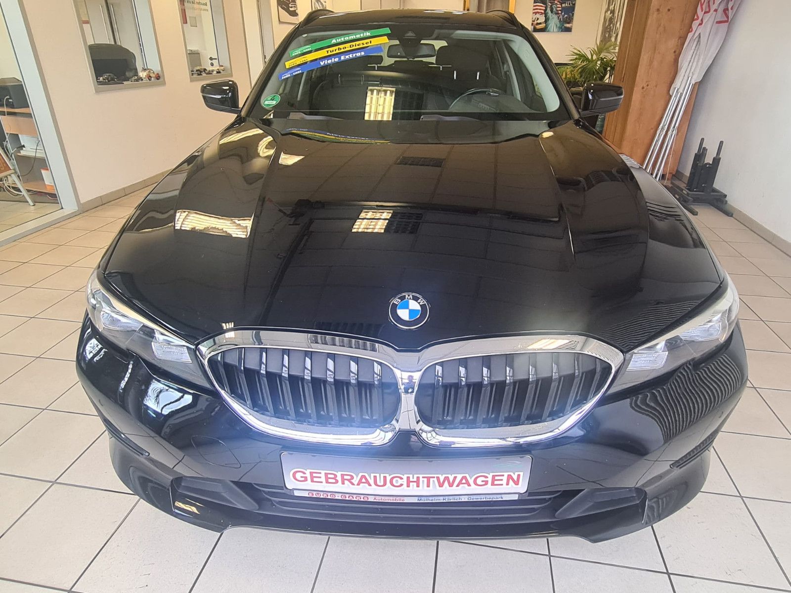 Fahrzeugabbildung BMW 320 Touring 320 d xDrive / LED / NAVI / DIGITAL