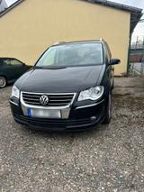 Volkswagen VW Touran 2.0 TDI 170 PS DSG 5 Sitze - Volkswagen Touran: 170 Ps