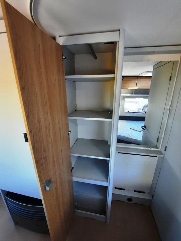 Fahrzeugabbildung Bürstner B66 465 TS Verfüg./Sparen Sie 3.170,- €