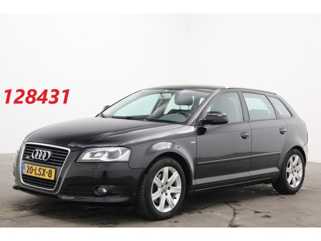 Audi A3 Sportback 2.0 TDI S-Line AHK SHZ Cruise klima