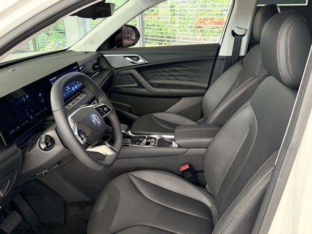 MG HS PHEV Luxury