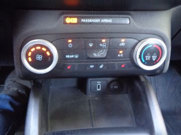 Ford Focus - 10