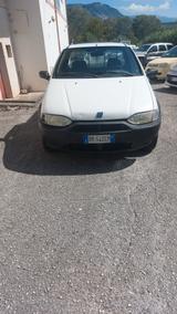 Fiat Strada 1.9 diesel Pick-up - Fiat Strada: Limousine