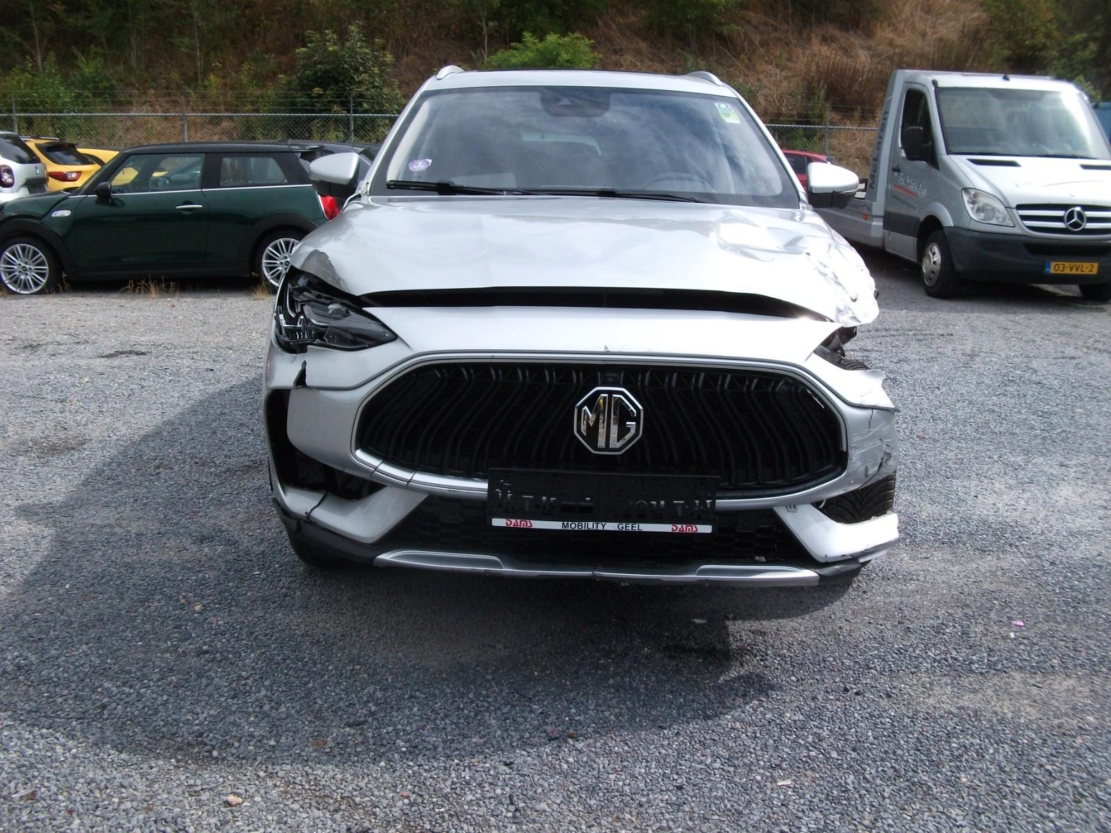 MG HS Luxury AUTOMATIC.PANODACH.