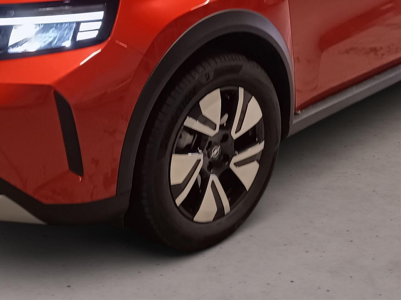 Fahrzeugabbildung Opel Frontera Electric GS