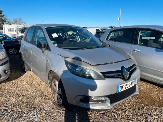 Renault Scénic III 1.2 TCe 115 / DK209