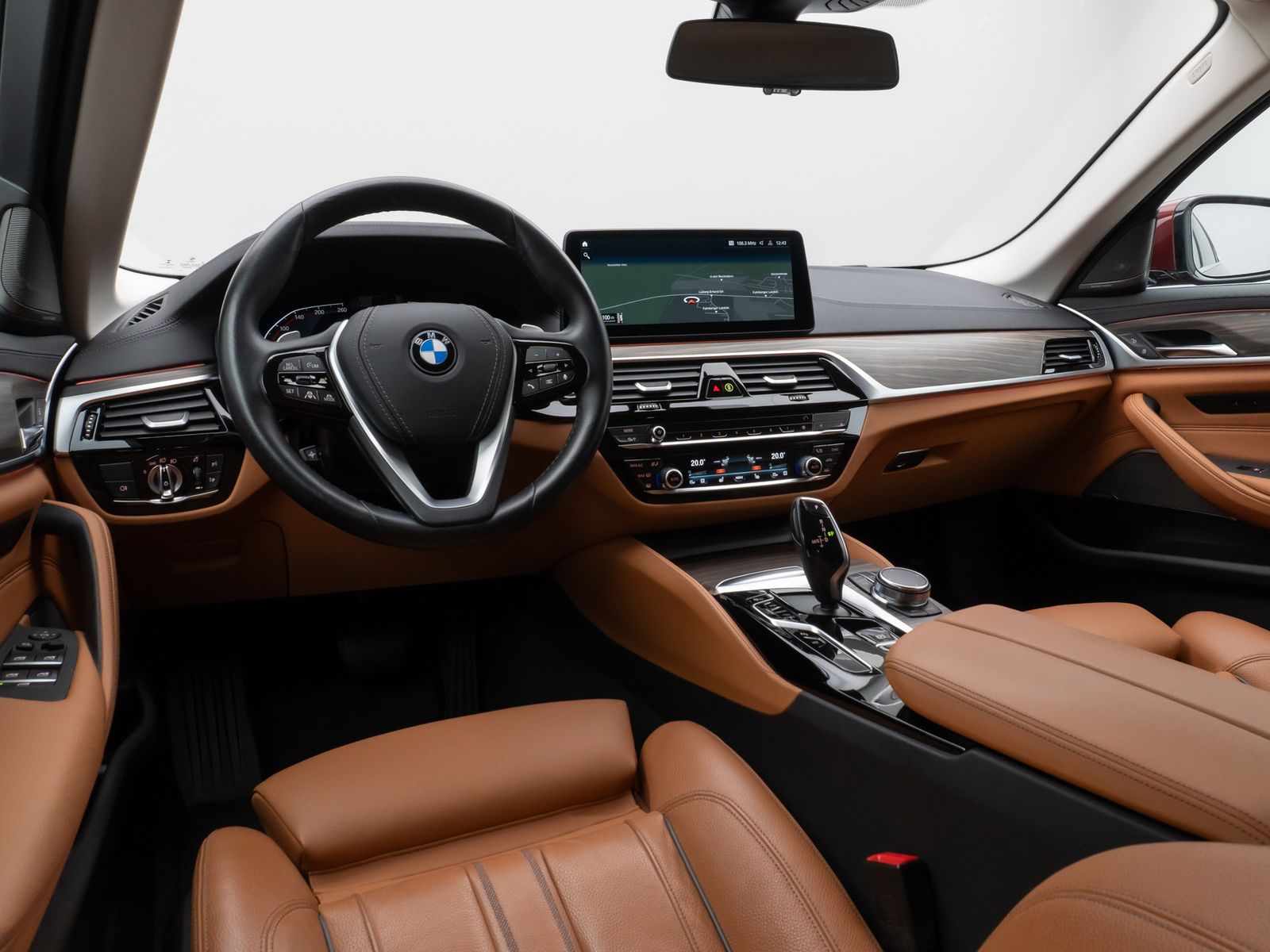 Fahrzeugabbildung BMW 540d xD LuxuryLine 360°Laser HUD DAB H/K Komfort