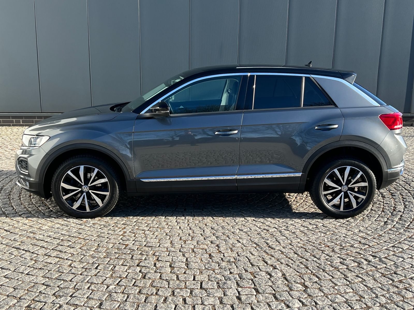 Fahrzeugabbildung Volkswagen T-Roc Style 1.5 TSI