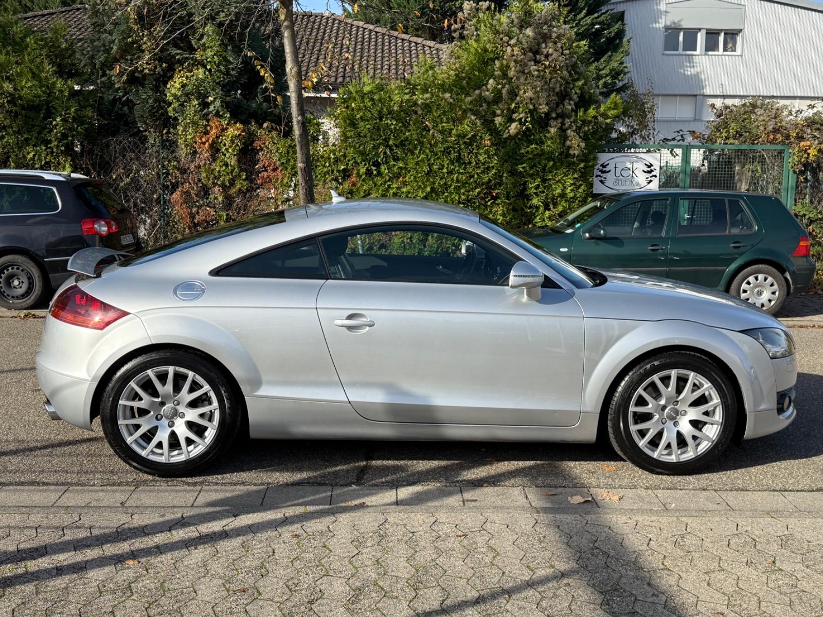 Audi TT Coupé 3.2 V6 250ch - 2ème main - Entretien Audi - Alcantara - Xénon