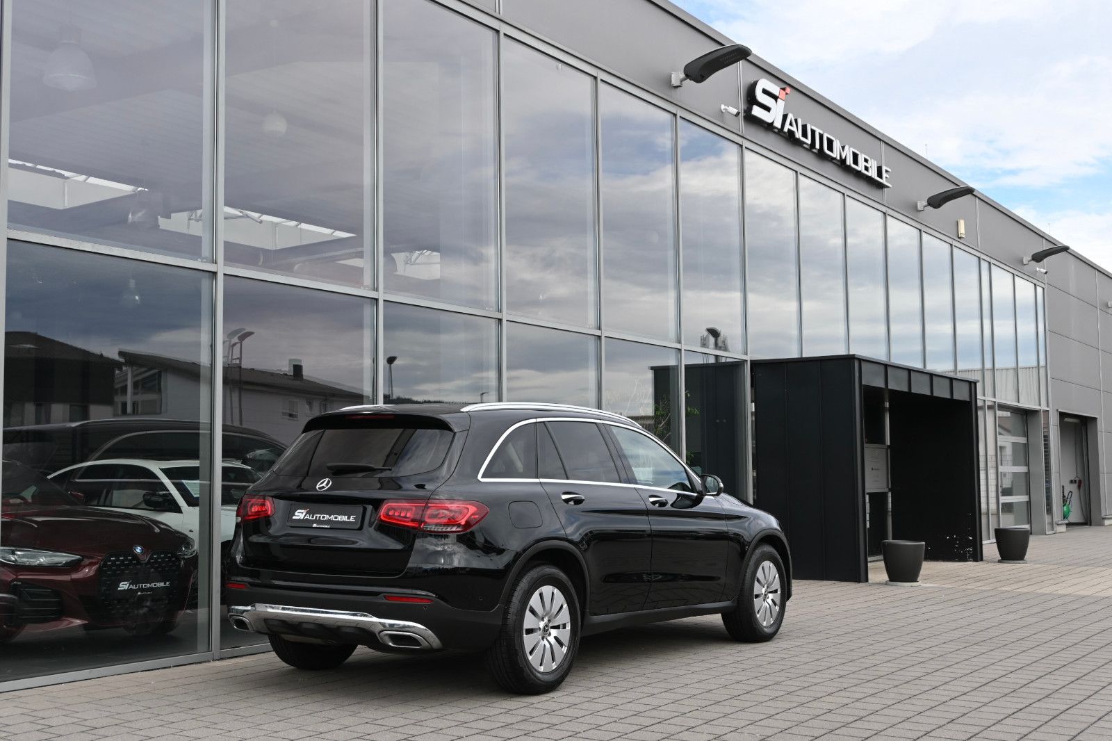 Fahrzeugabbildung Mercedes-Benz GLC 300 d 4MATIC °ACC°PANORAMA°STANDHEIZ°360°KAM