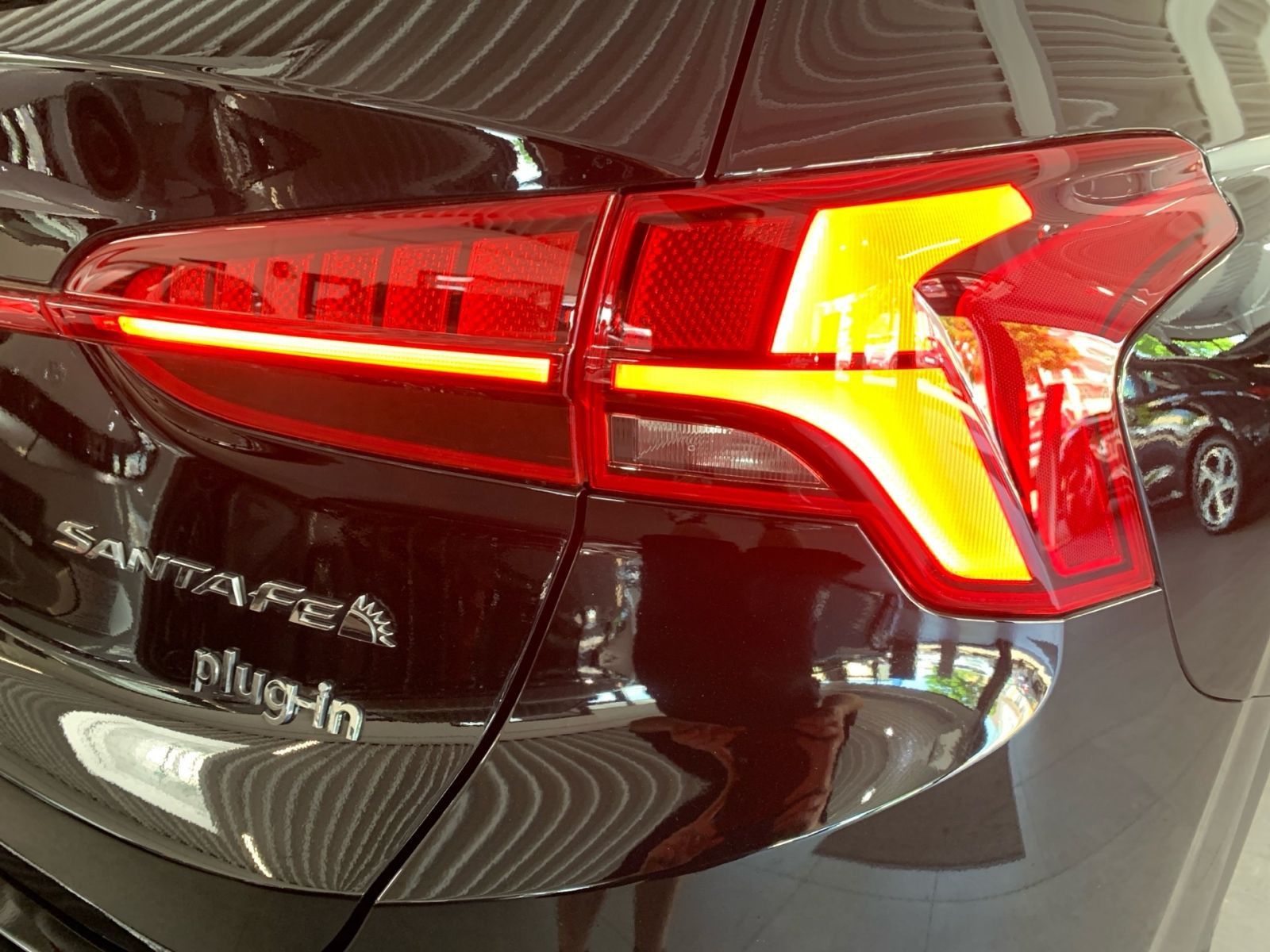 Fahrzeugabbildung Hyundai SANTA FE 1.6 T-GDI Prime Plug-In Hybrid 4WD AHK