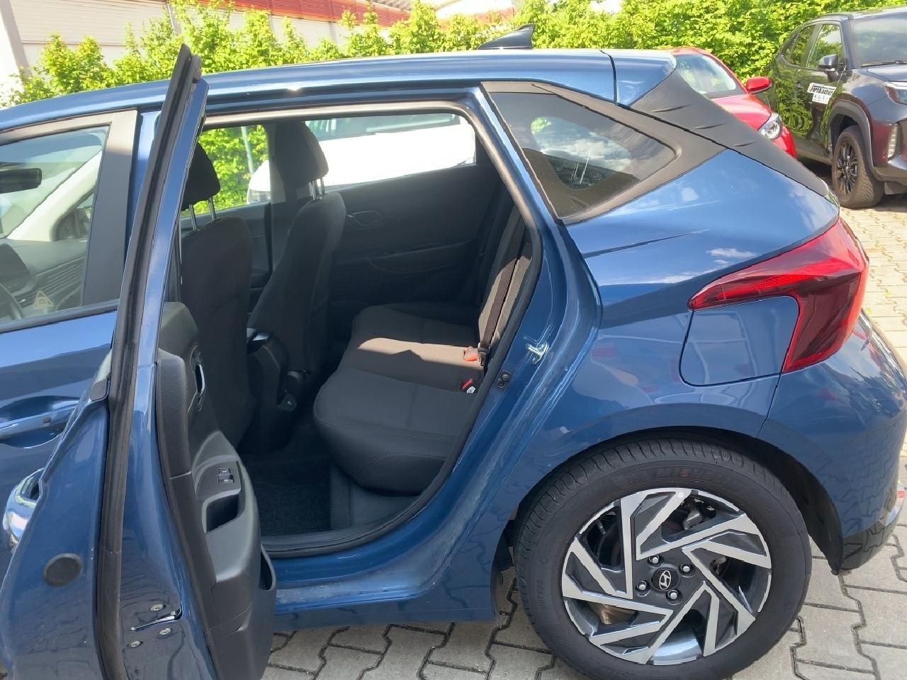 Fahrzeugabbildung Hyundai i20 Trend + Komfort-Paket*