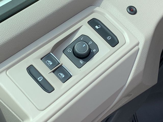 T7 Multivan  1.5  TSI Life DSG 7-Sitze AHK Navi