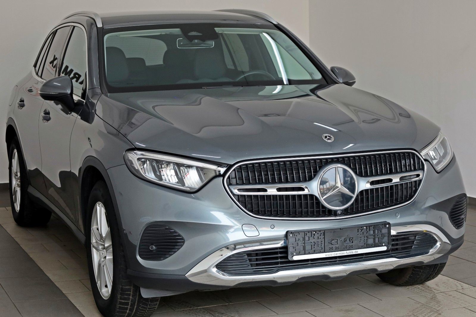 Fahrzeugabbildung Mercedes-Benz GLC 220d 4M Avantgarde,Leder,Navi,ACC,ParkPak+WR