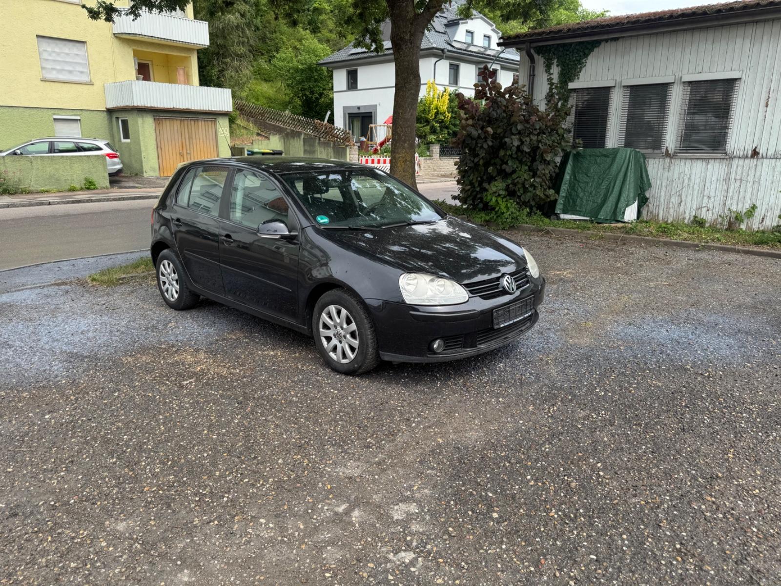Volkswagen Golf 5 Lim. Comfortline Neue TÜV Anhängerkupplun