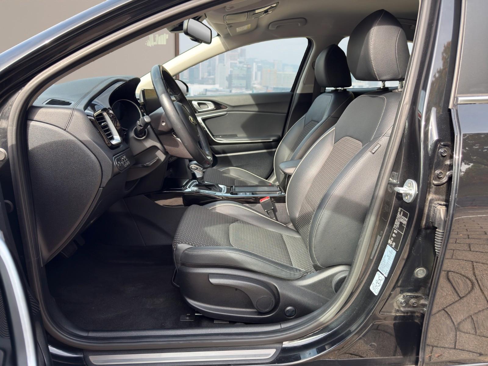 Kia XCeed 1.4 T-GDI DCT Spirit Navi Kamera AHK