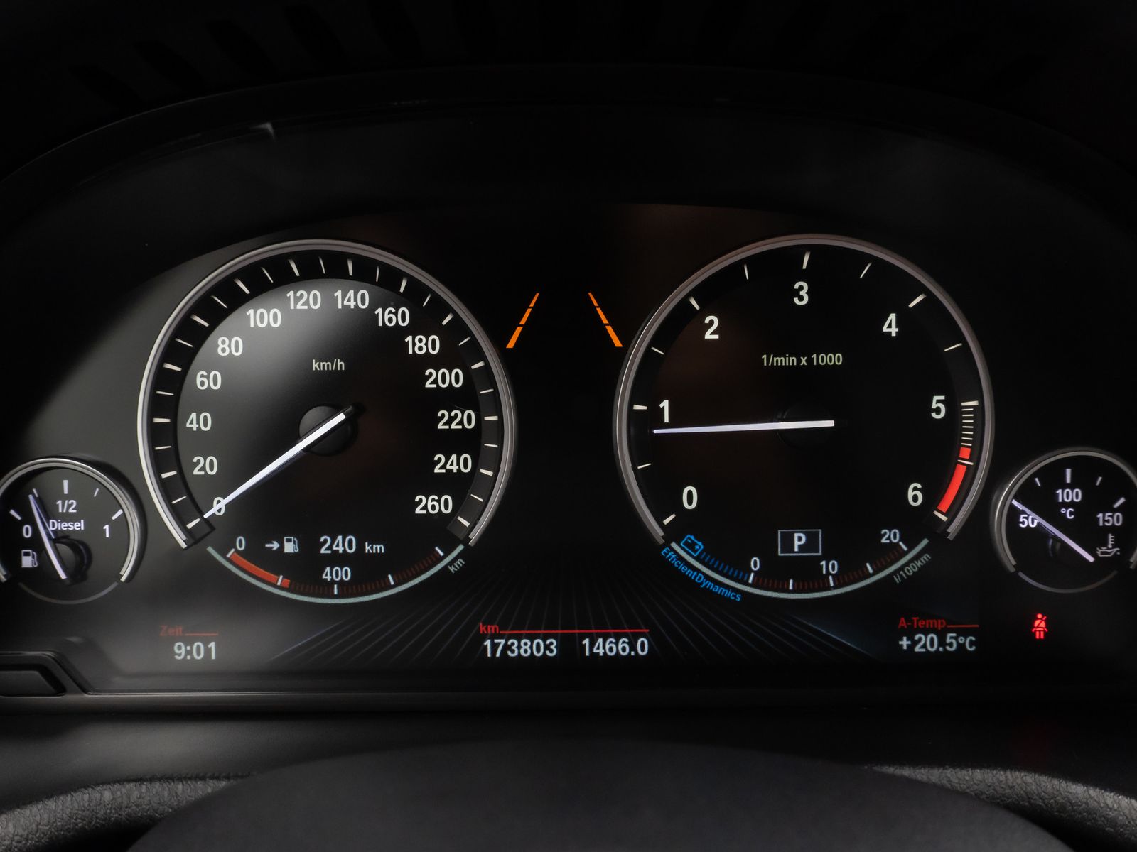 Fahrzeugabbildung BMW X3 xD20d xLine Kamera HUD HiFi Lenkrhz Stndhzg