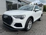 Audi Q3 40 TDI quattro basis/Panorama/Totwinkel - Audi Q3 in Aachen
