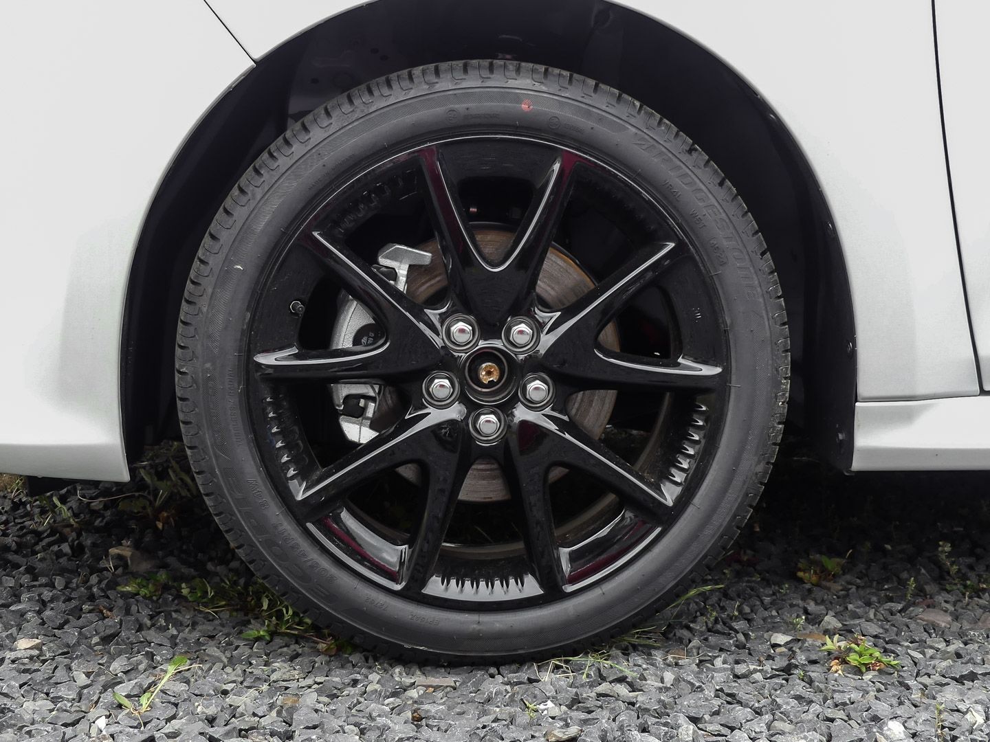 Mazda 2 Hybrid Homura 1.5L VVT-i 116 PS e-CVT FWD LEDE imagem 3