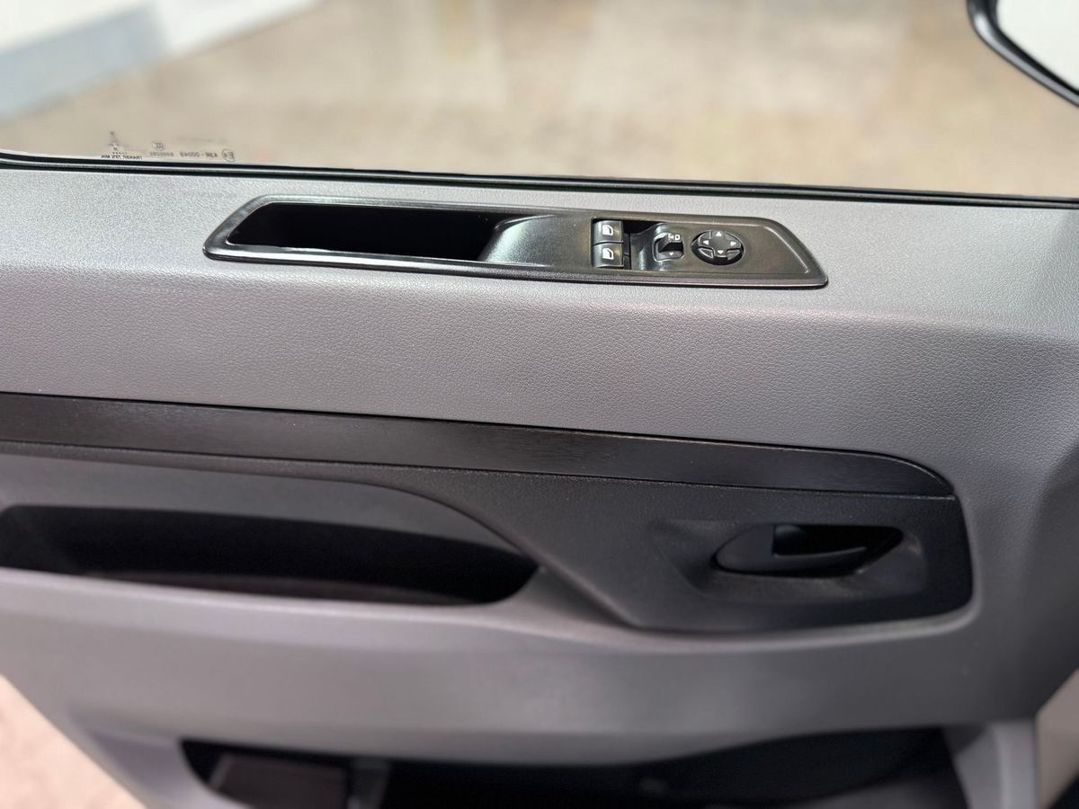Fahrzeugabbildung Opel Vivaro Edition L3#Sortimo#Kamera#Klima#CarPlay