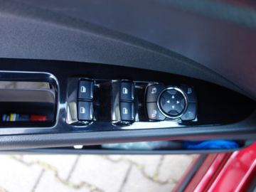 Bild 15 Ford Mondeo Turnier, Autom., LED, NAVi, SHZ, PDC v/h