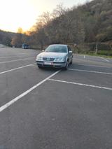 Volkswagen Bora 1.6 Edition Edition - Volkswagen Bora Edition mit Benzin-Antrieb