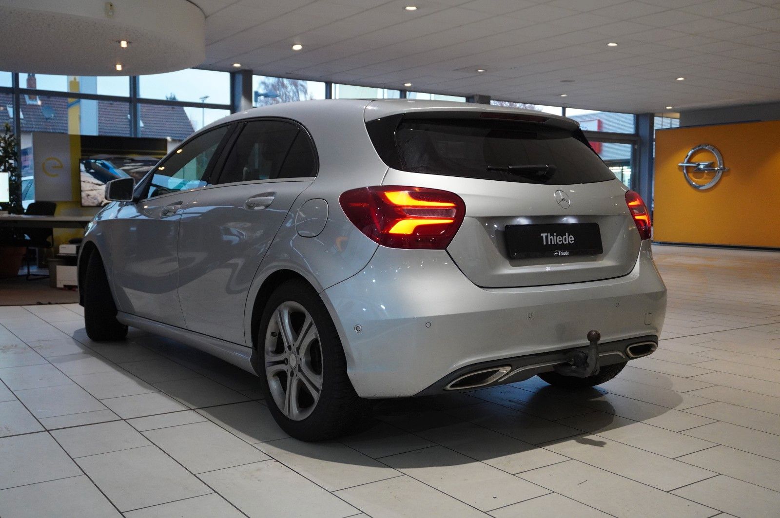 Fahrzeugabbildung Mercedes-Benz A 220 CDI BLUEFFI. NAVI/LED/KAMERA/SHZ/SPORT/AHK