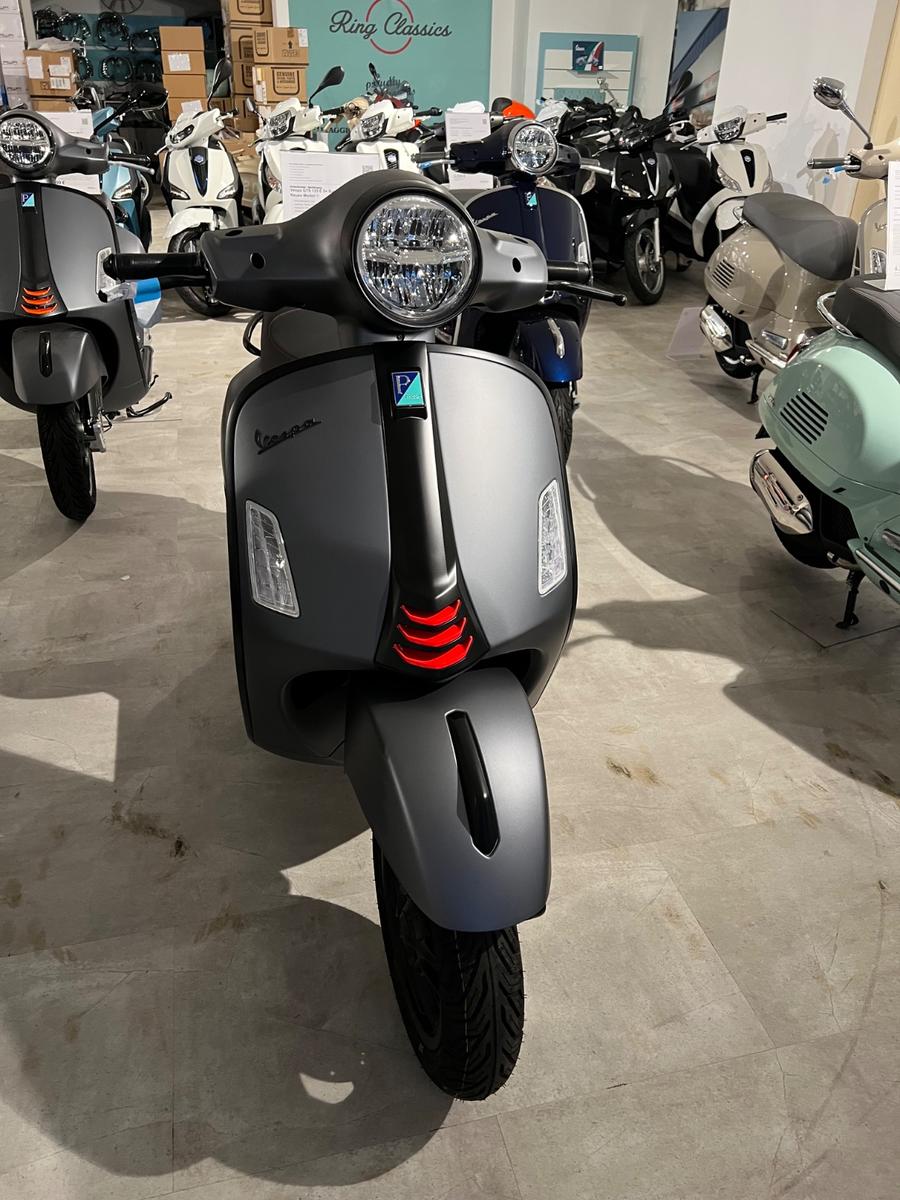 Vespa GTS 125 E 5+ SuperSport Neu !!!  Neues Modell !!