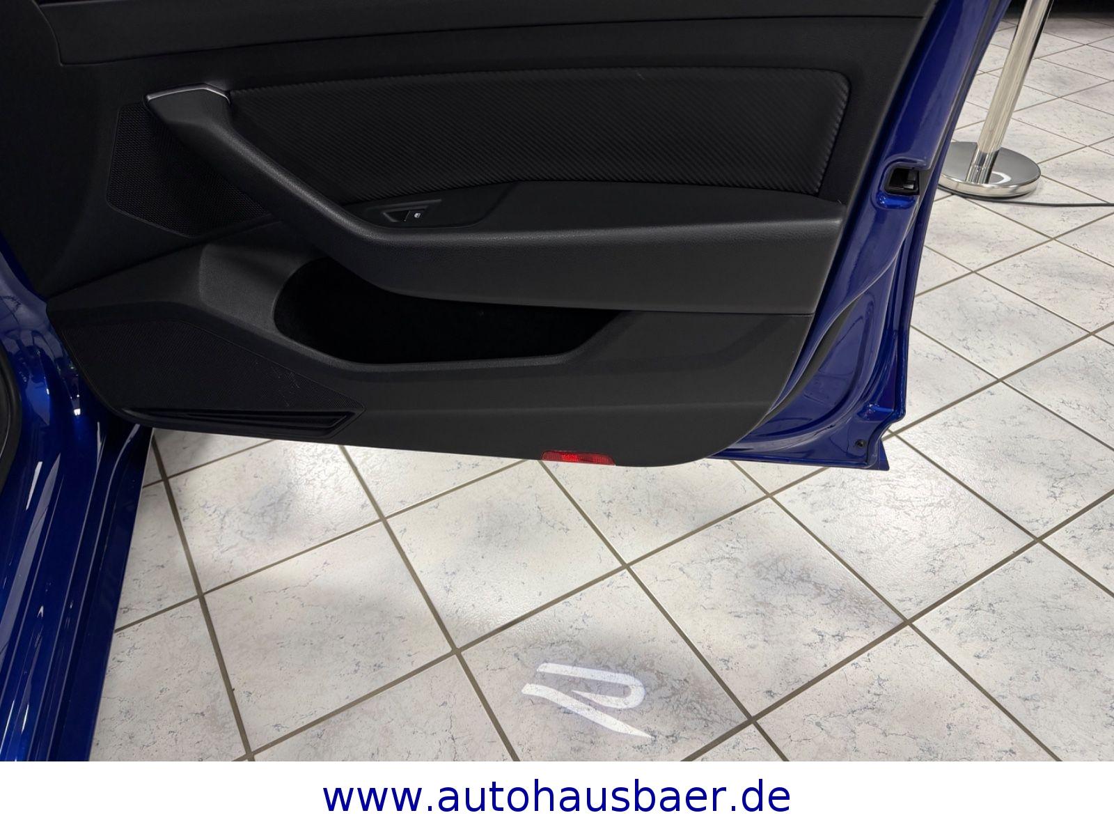 Volkswagen Arteon R 4Motion*PANO*MASSAGE*KAM*LAPIZ