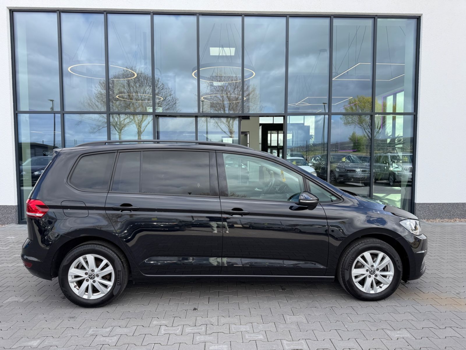 Touran Comfortline 2.0 TDI Alcantara Navi Pano.