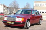 Mercedes-Benz E 230 - Mercedes-Benz E 230: Limousine