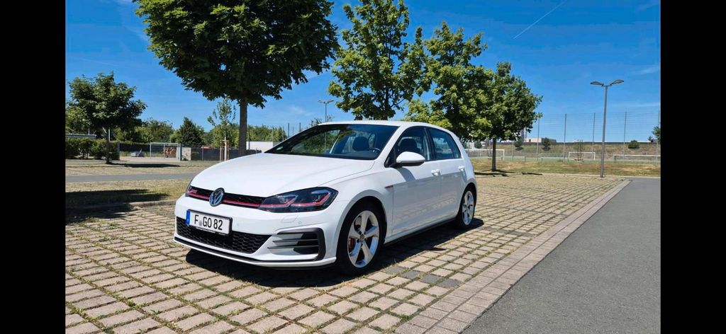 Image of Volkswagen Golf